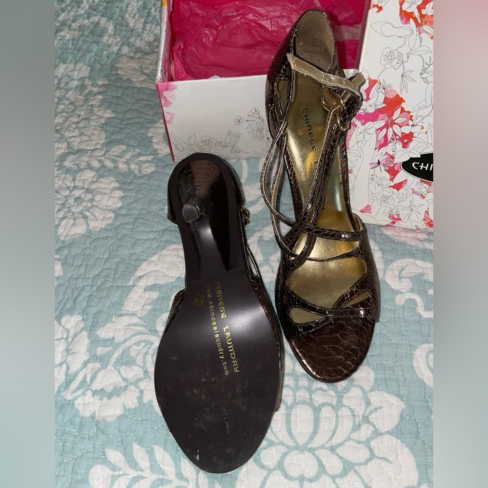 Chinese Laundry Heels - Picture 2 of 3